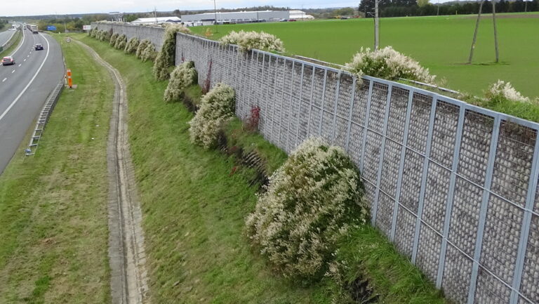 Ziemny ekran akustyczny, A4